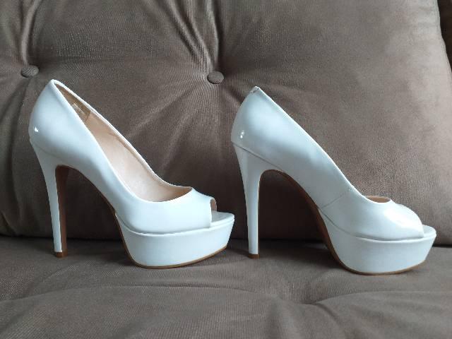 sapato meia pata branco