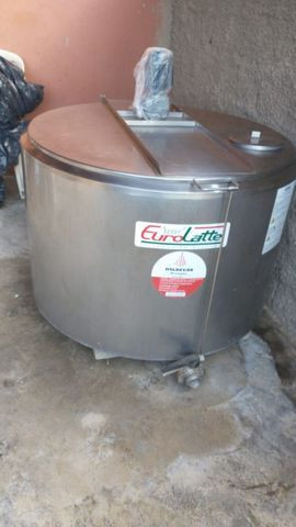 Ordenha e tanque