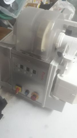 Máquina de salgados MCI