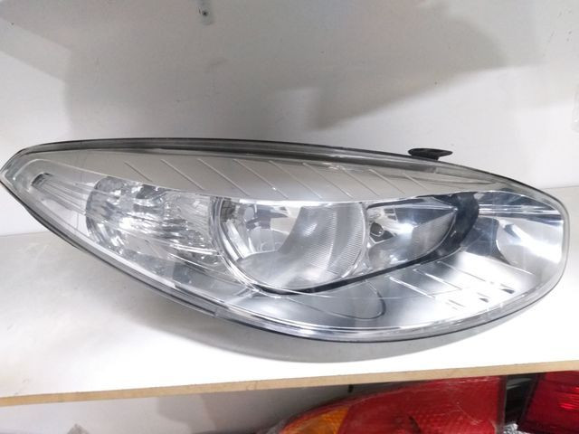 Farol LD Renault Fluence 2010 a 2014 Original