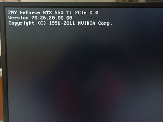 Geforce GTX 550 - 1024MB - DDR5 - Foto 5