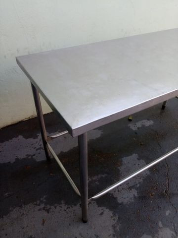 Mesa Bancada Inox Apoio 1,50mts - Foto 2