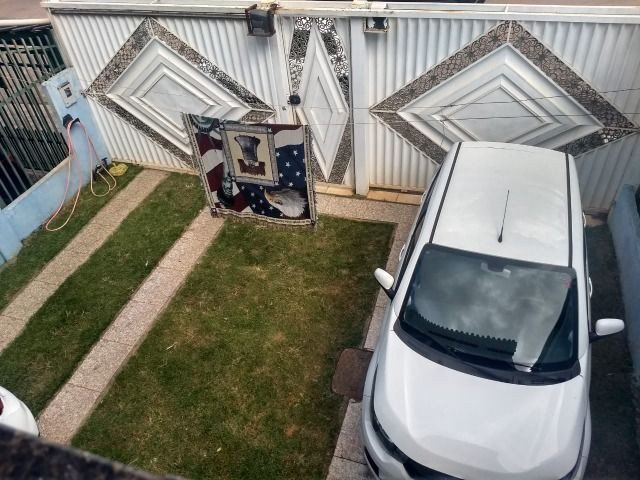 QS 16, 03 suítes, 04 salas, cozinha planejada, garagem pra 04 carros - Foto 13
