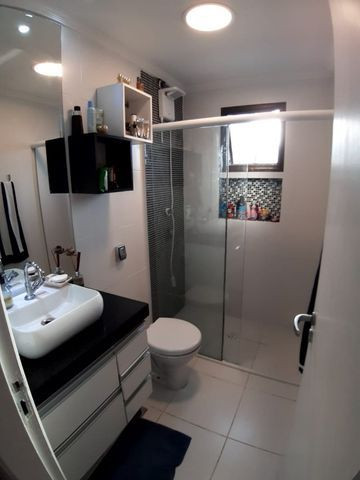 Lindo Apartamento de 2 dormit com sacada região Tortugas - Foto 3