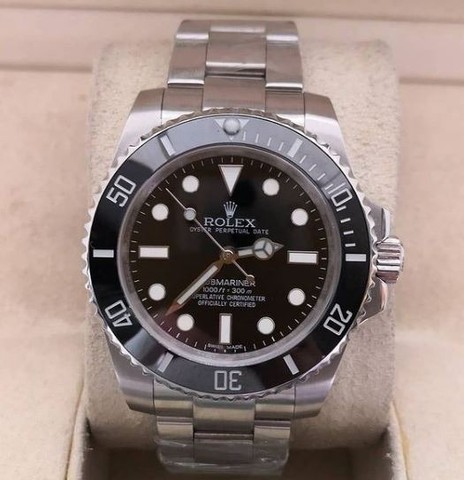 Rolex Submariner Premium