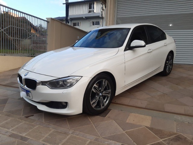 BMW 320I 2013