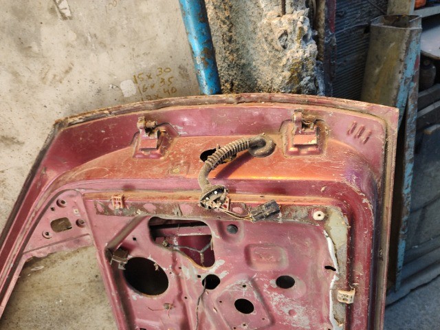 Portas e vidros de carros antigos favor consultar disponibilidade e preço - Foto 3