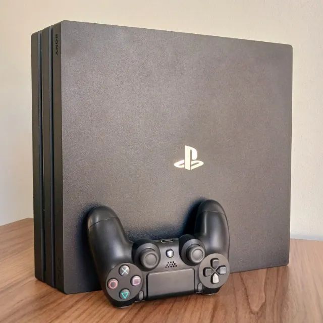 Playstation 4 Pro 1tb + Jogo Físico de Brinde