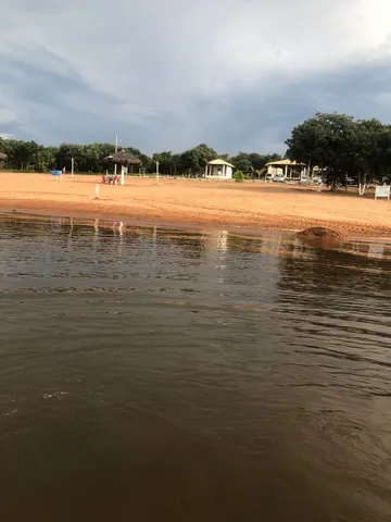 Casa de 300m2 no manso 2516 m2