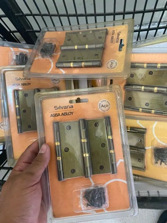 Dobradiças para portas residenciais