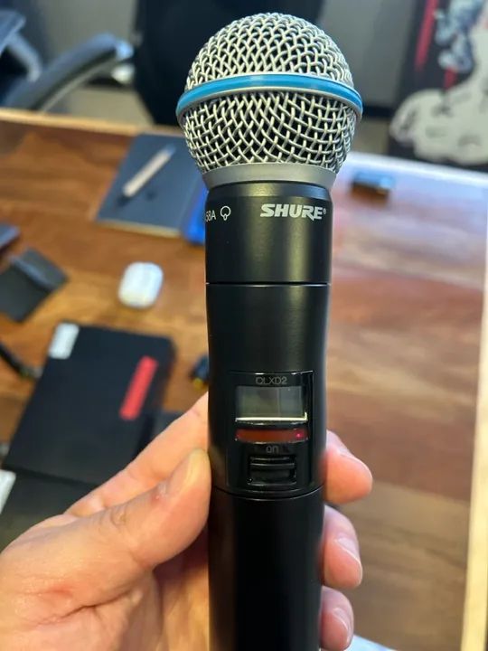 Transmissor Shure Qlxd4 e 2 microfones Beta 58a - Foto 3