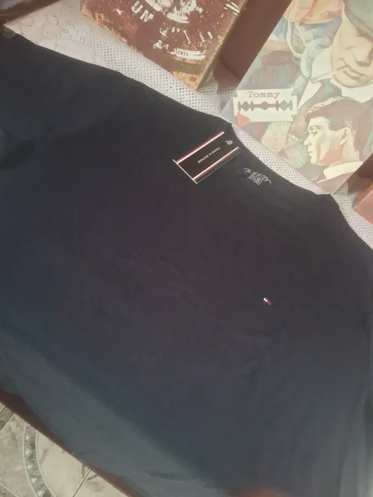 Camisetas Basicas, Tamanho G!