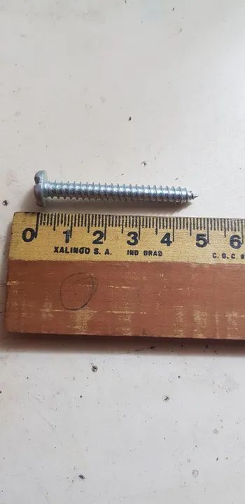 parafusos cabeça chata com fenda 5,5mm x 45mm - Foto 3