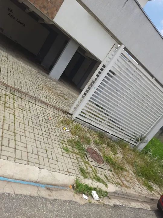 Limpeza de calçadas mais aplicação de mata mato  - Foto 3