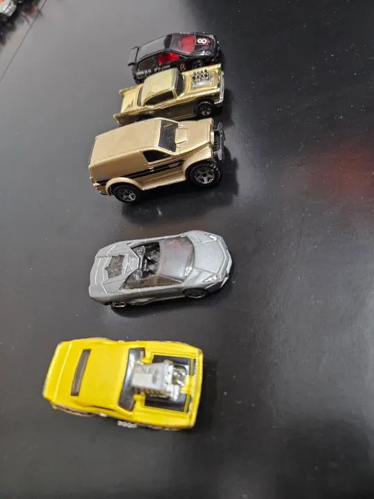 Carrinhos Hot Wheels Coleção - Foto 2