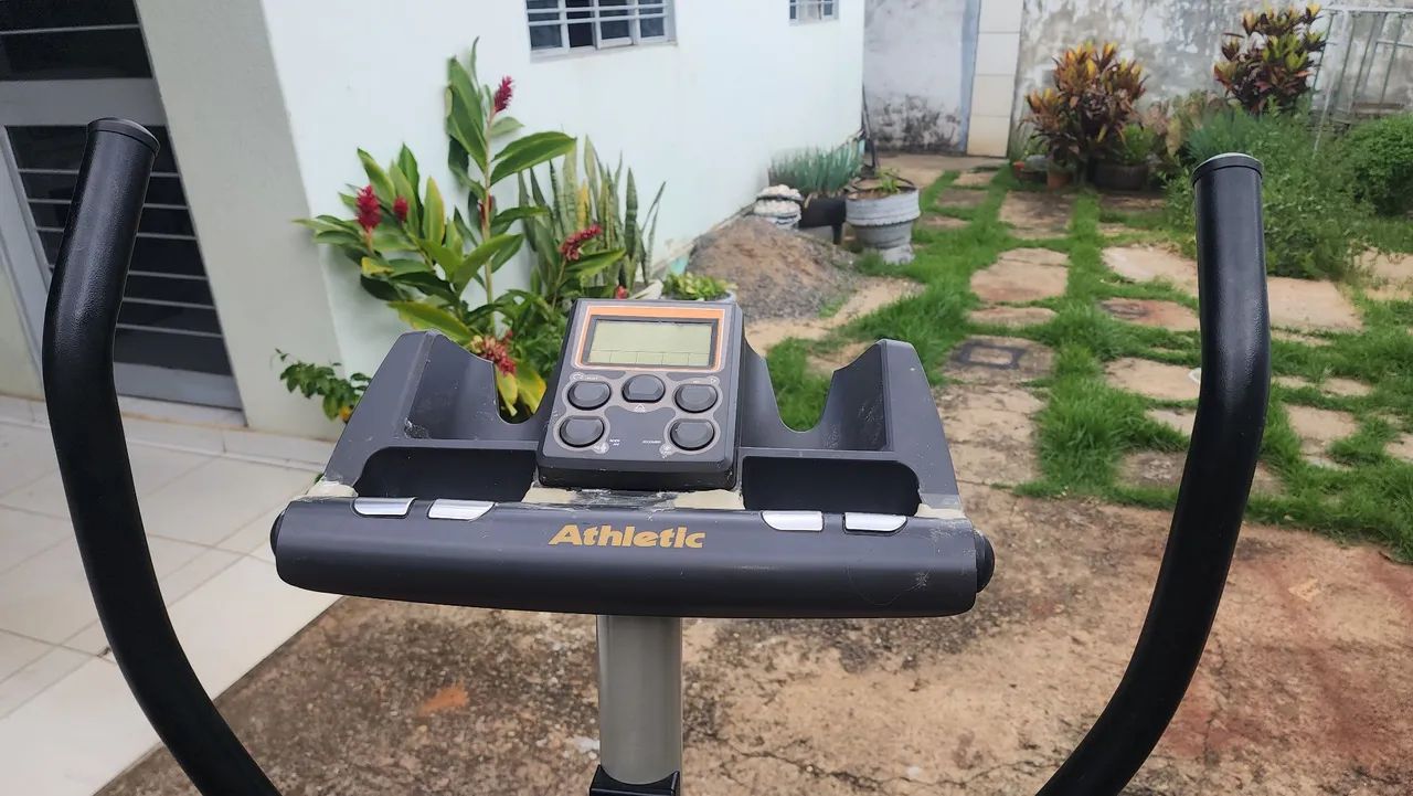 Elíptico e multi estação  - Foto 4