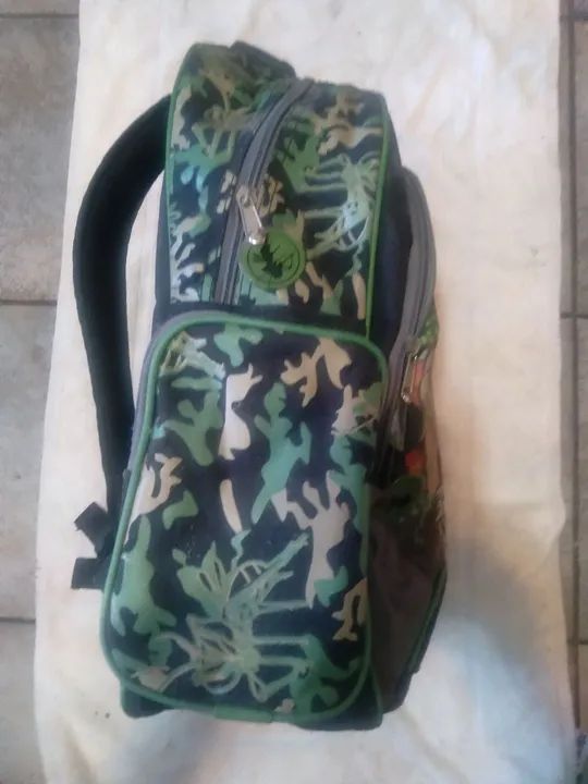 Mochila com estampa de camuflagem do Ben 10 - Foto 2