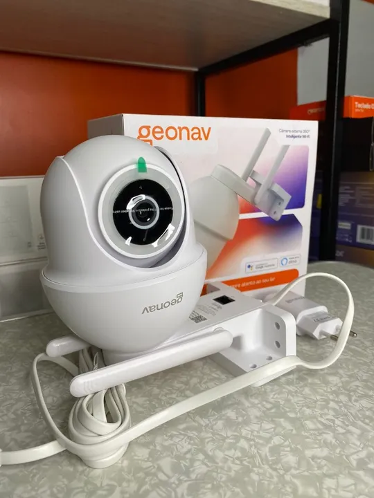 Câmera de segurança externa 360, Wi-Fi, IP65 Resistente a Chuva, Lacrado Pronta Entrega