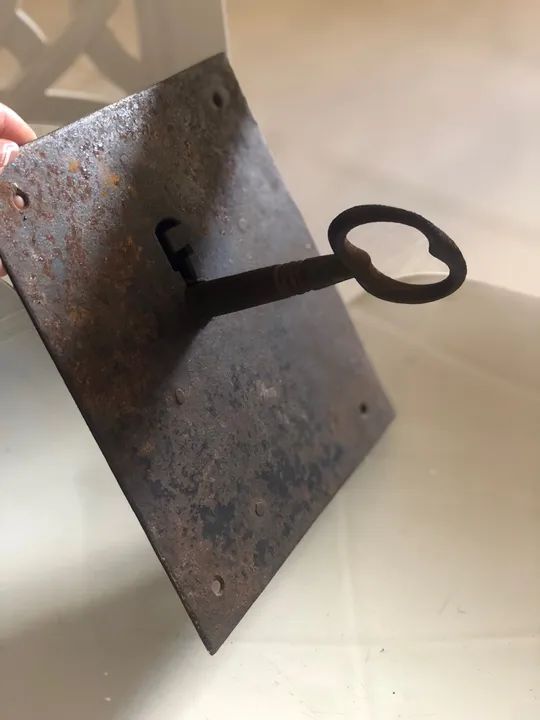 Fechadura Antiga com Chave - Foto 2