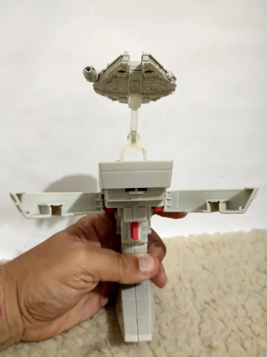 Controlador de voo C/ Nave Millenium Falcon - Star Wars - Hot Wheels - 1/64 - LOOSE - Foto 5