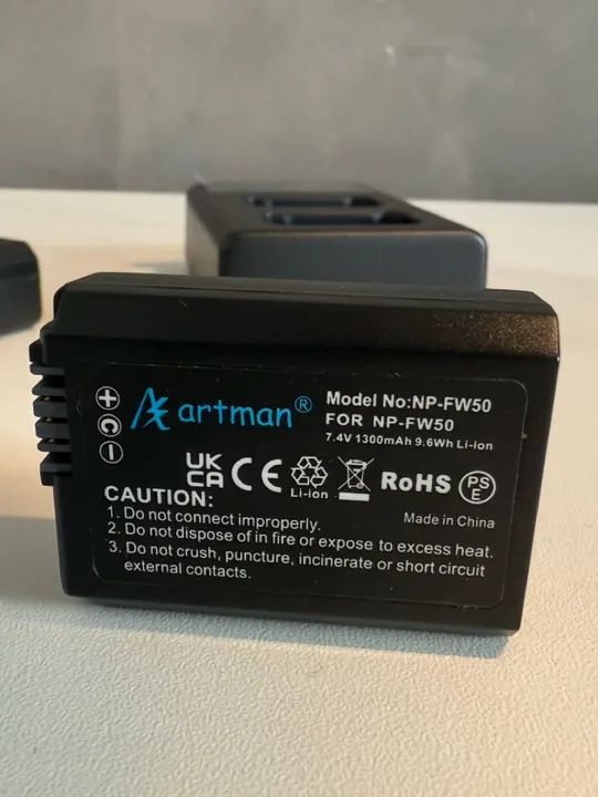 Sony ZVE-10 + Lente do Kit + Carregador - Foto 2