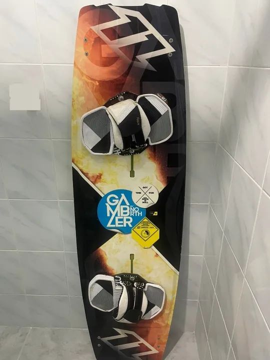 Prancha Kitesurf North 139x42 - Aceito Cartão