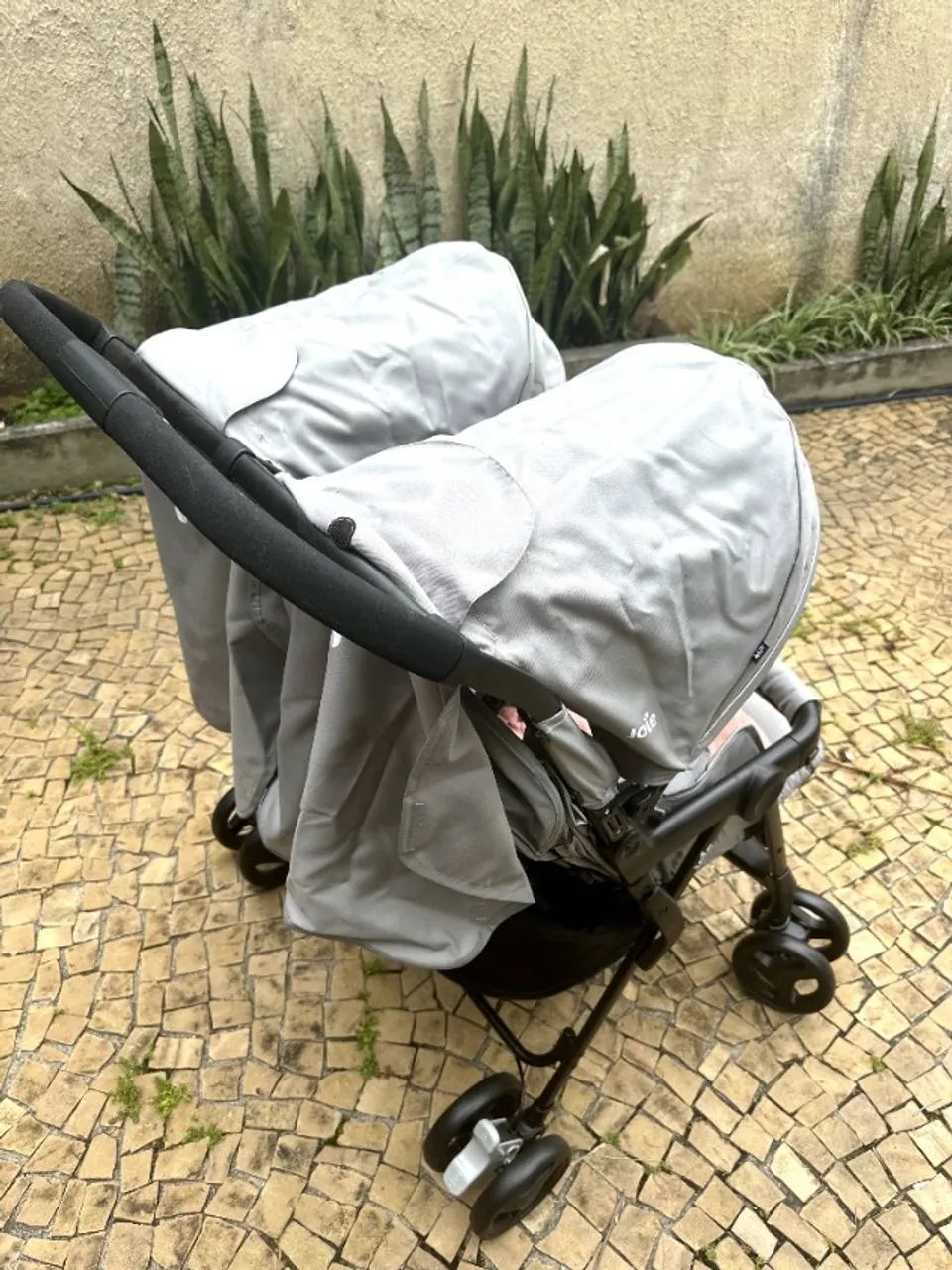 Carrinho de Bebê para Gêmeas - Foto 3