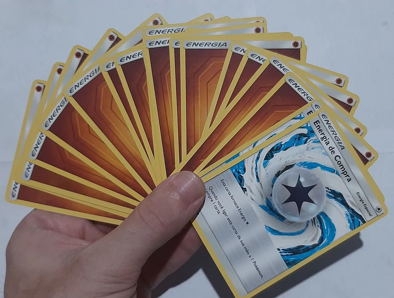 Deck garchomp cartas originais de pokémon - Foto 4