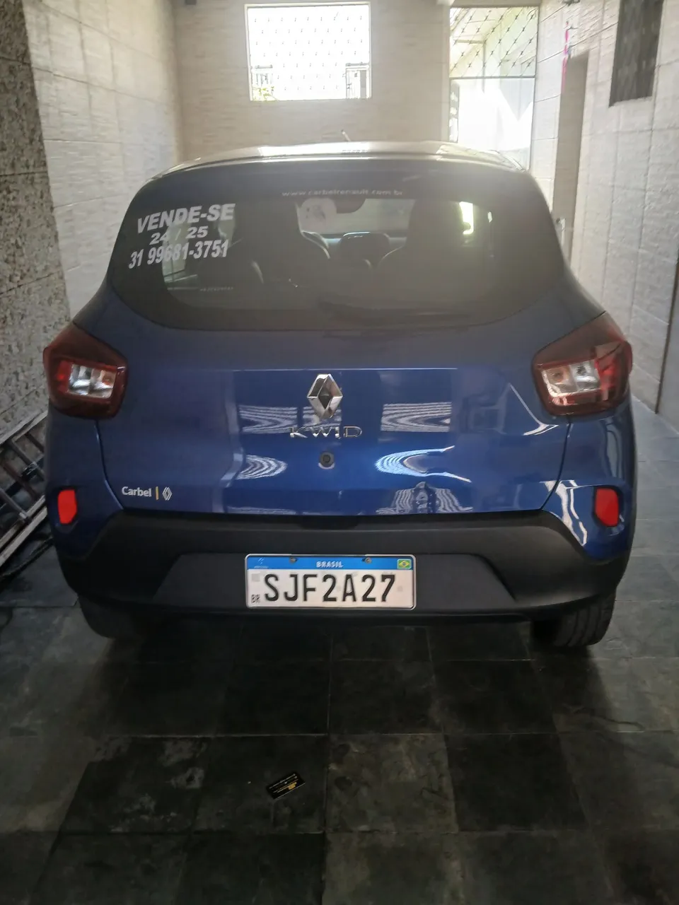 Ano 24/25 Kwid