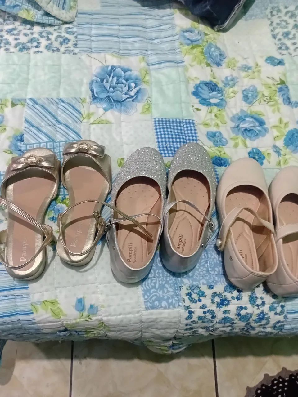 Sapatinho de criança75,00. Os três  - Foto 3