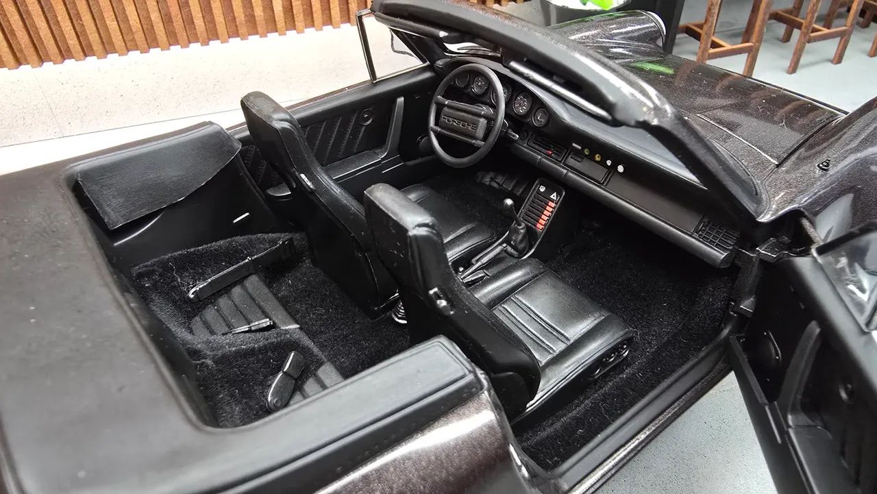 Miniatura Porsche 911 Carrera Cabriolet Norev 1/18 - Hobbies e