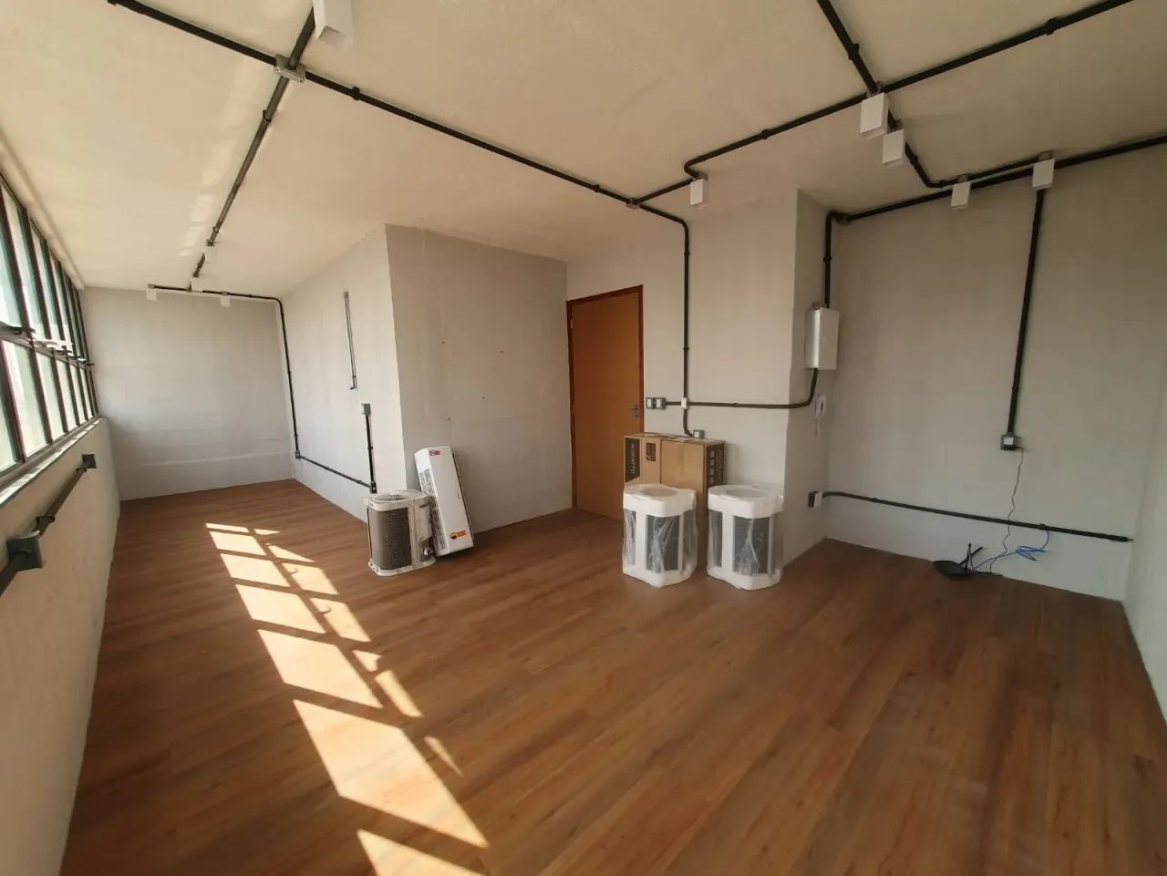 Salas Comerciais para Alugar em Tirol - 23m² - Perto da AABB - Foto 5