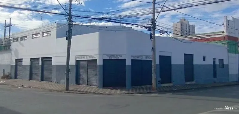 Loja Comercial]]