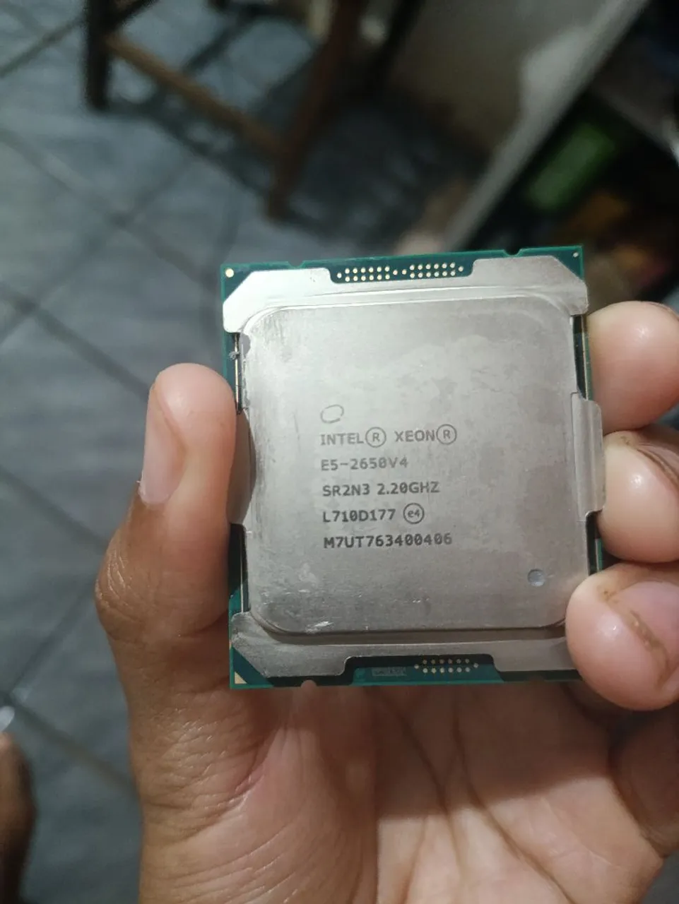 Processador Intel Xeon E5-2650v4 SR2N3 2.20GHz