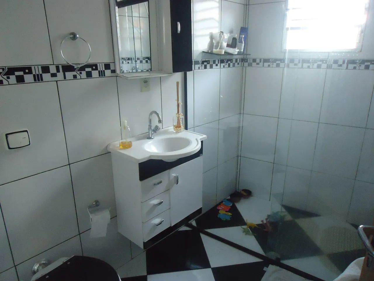 Terreno com 230 m² em ótima localização, com 03 ótimos imóveis. - Foto 5