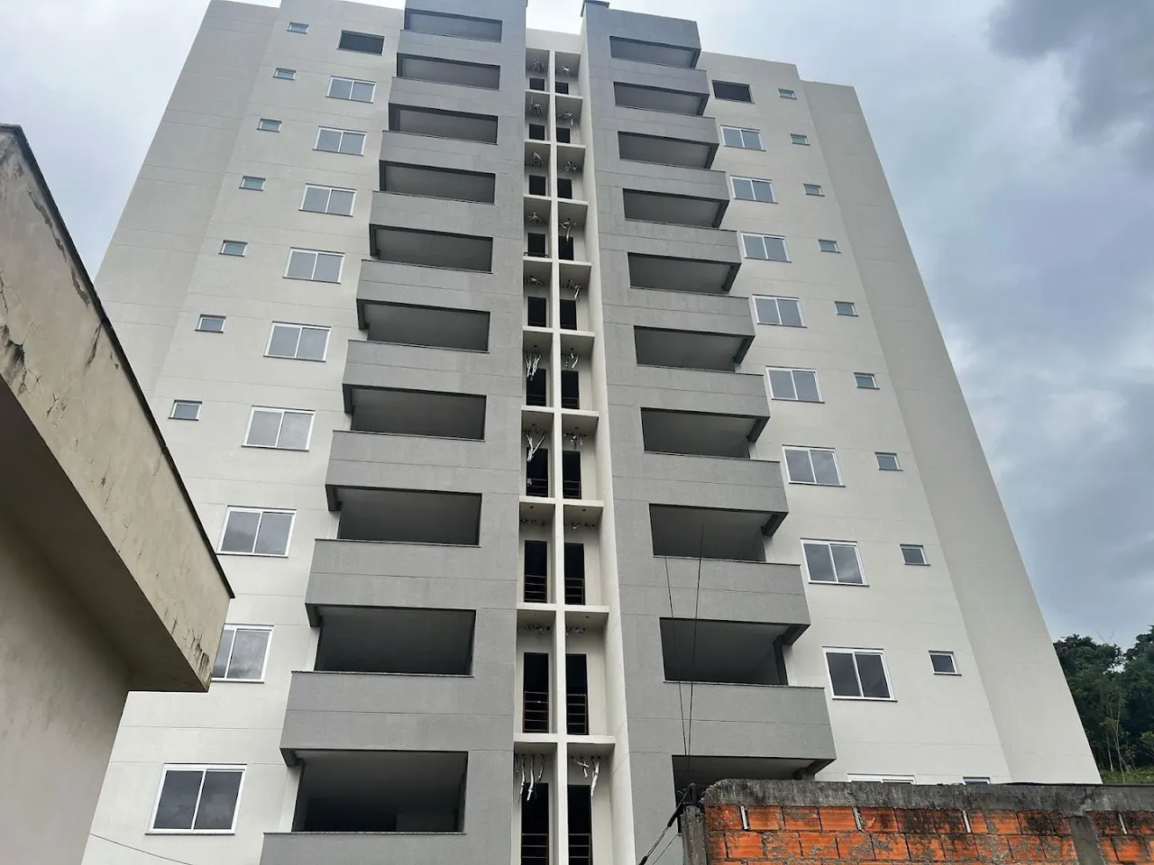 *RESIDENCIAL PARK EUROPEU