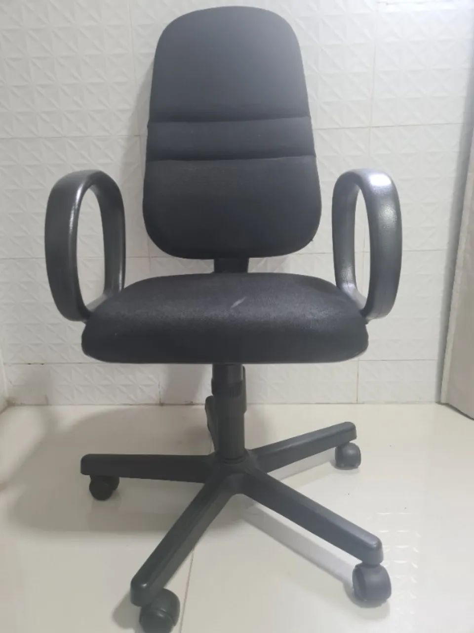 Vendo cadeira executiva para escritório  - Foto 2