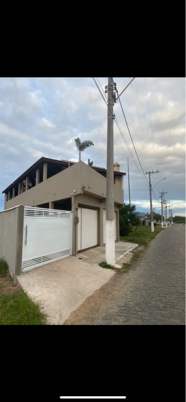 Vende se casa altos e baixo com ponto comercial