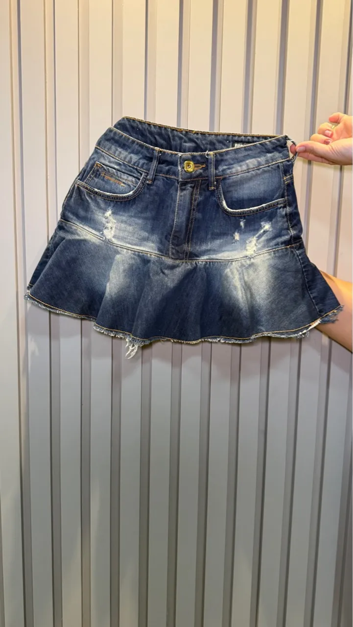 Saia Jeans Destroyed com Babado FÓRUM