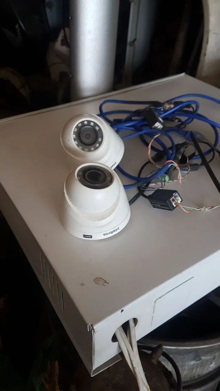Sistema de segurança com câmeras 