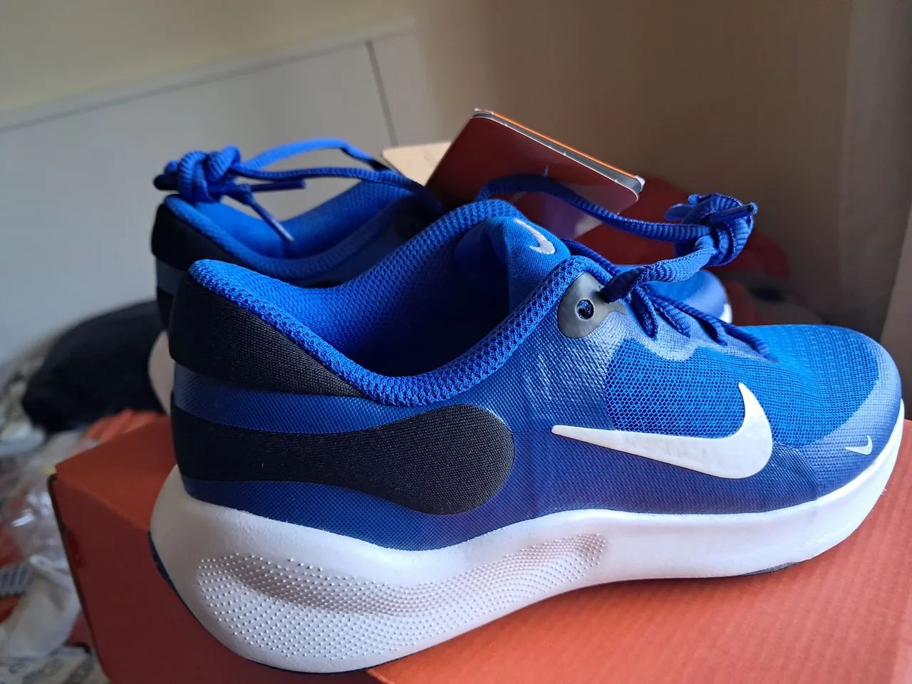 Tênis Nike revolution 7 - tamanho 34 - Foto 4