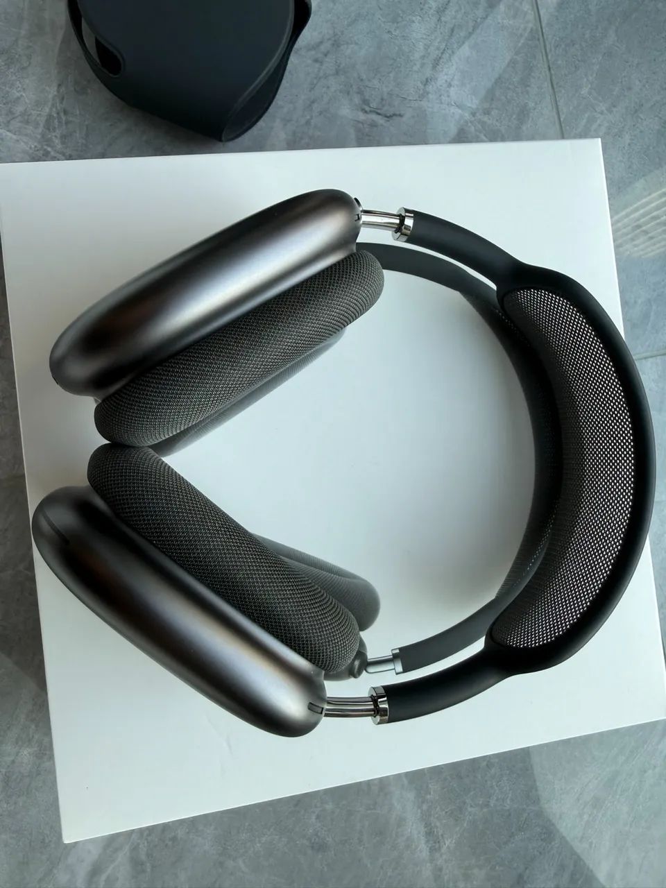 Apple AirPods Max / cor cinza-espacial - Fones de Ouvido - Jardim