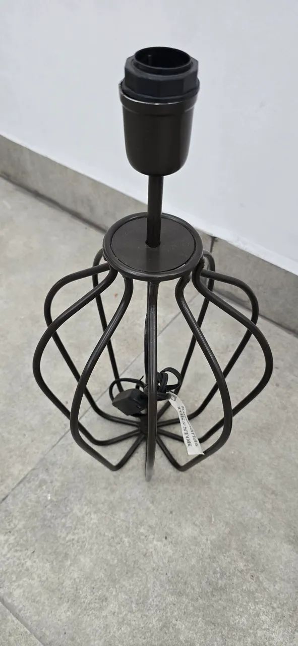PAR DE BASE DE LUMINÁRIA DE MESA ANFORA - Foto 3