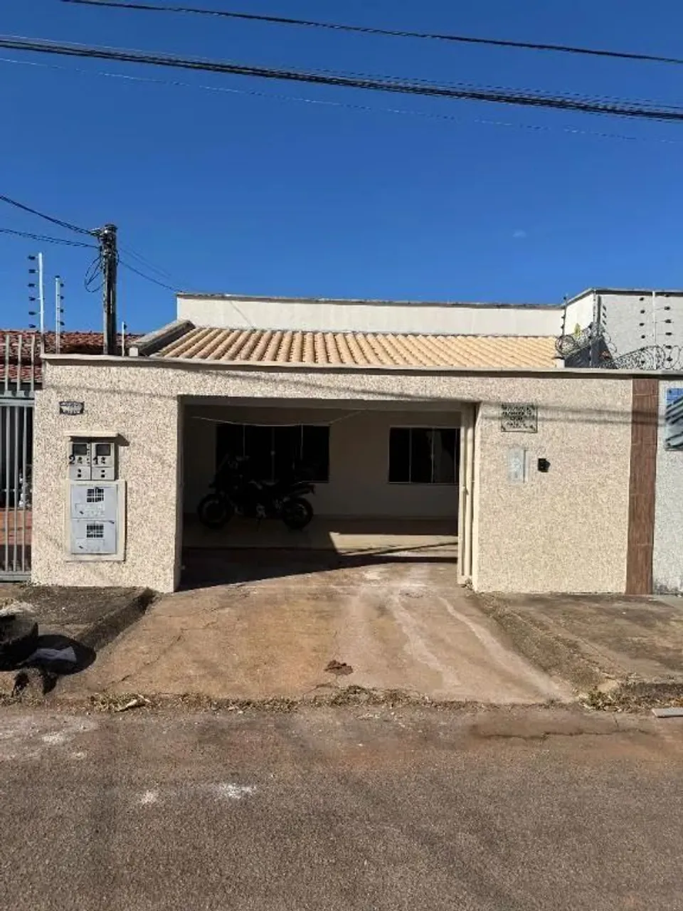 Casa com 3 dormitórios sendo 1 suíte para alugar, 130 m² por R$ 3.000/mês - 106 Norte (Arn