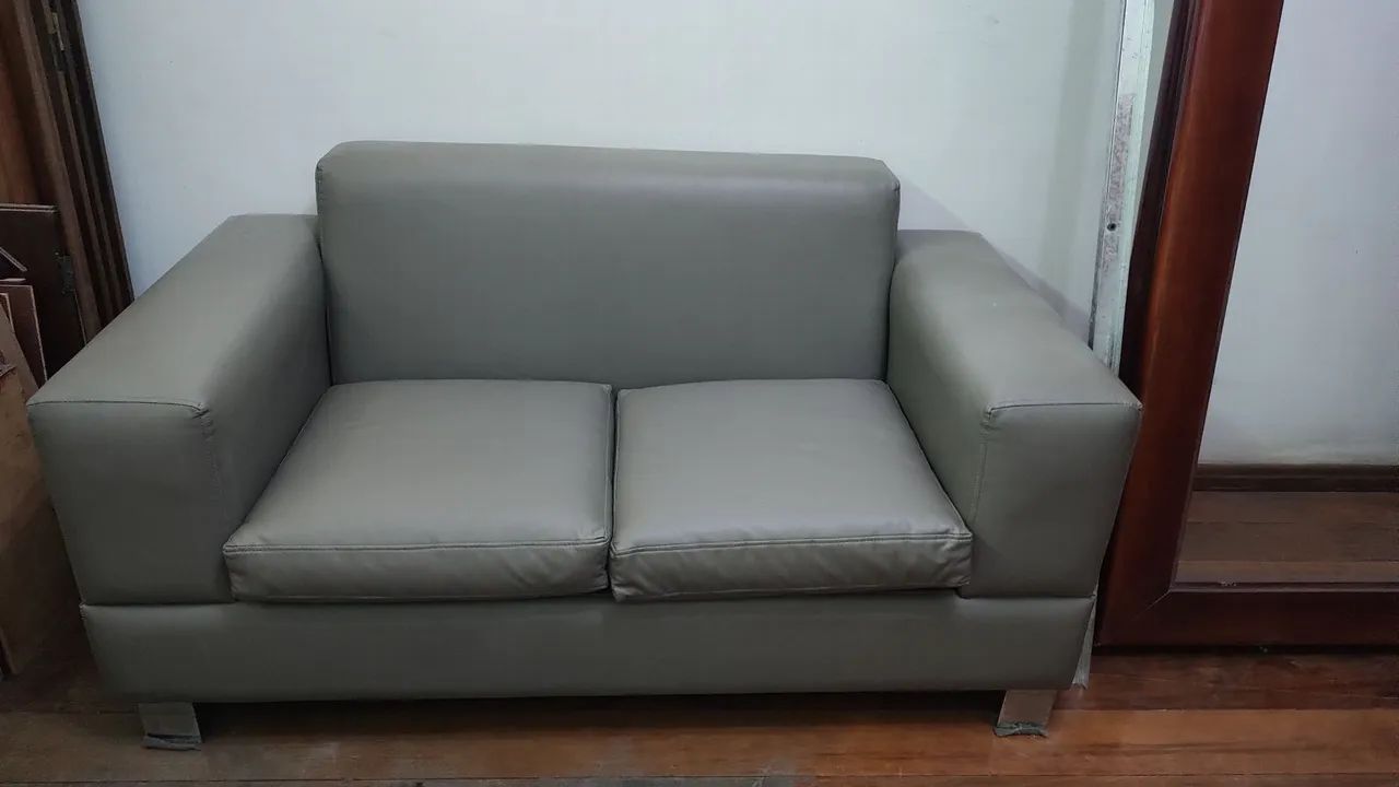 Sofá 2 Lugares Cinza Moderno