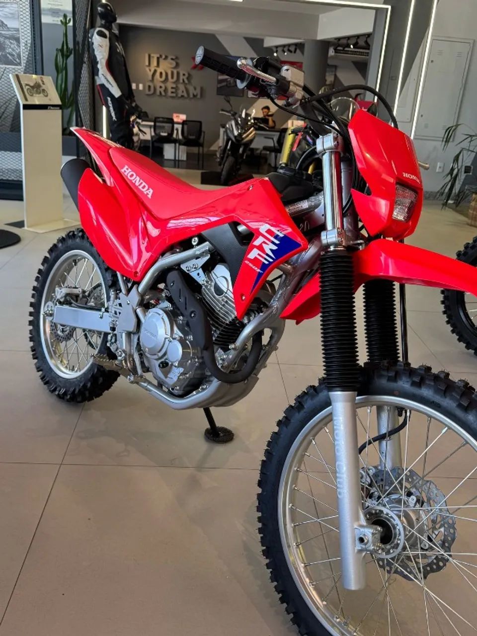 CRF 250f  - Foto 3