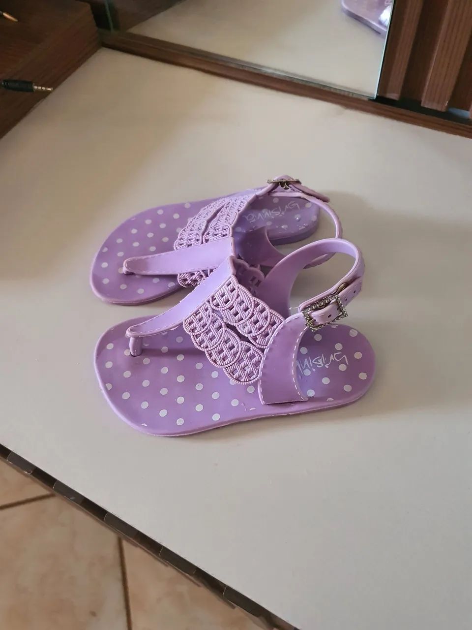 Sandália infantil feminina N° 23/24 em Samambaia (Aceito cartão)