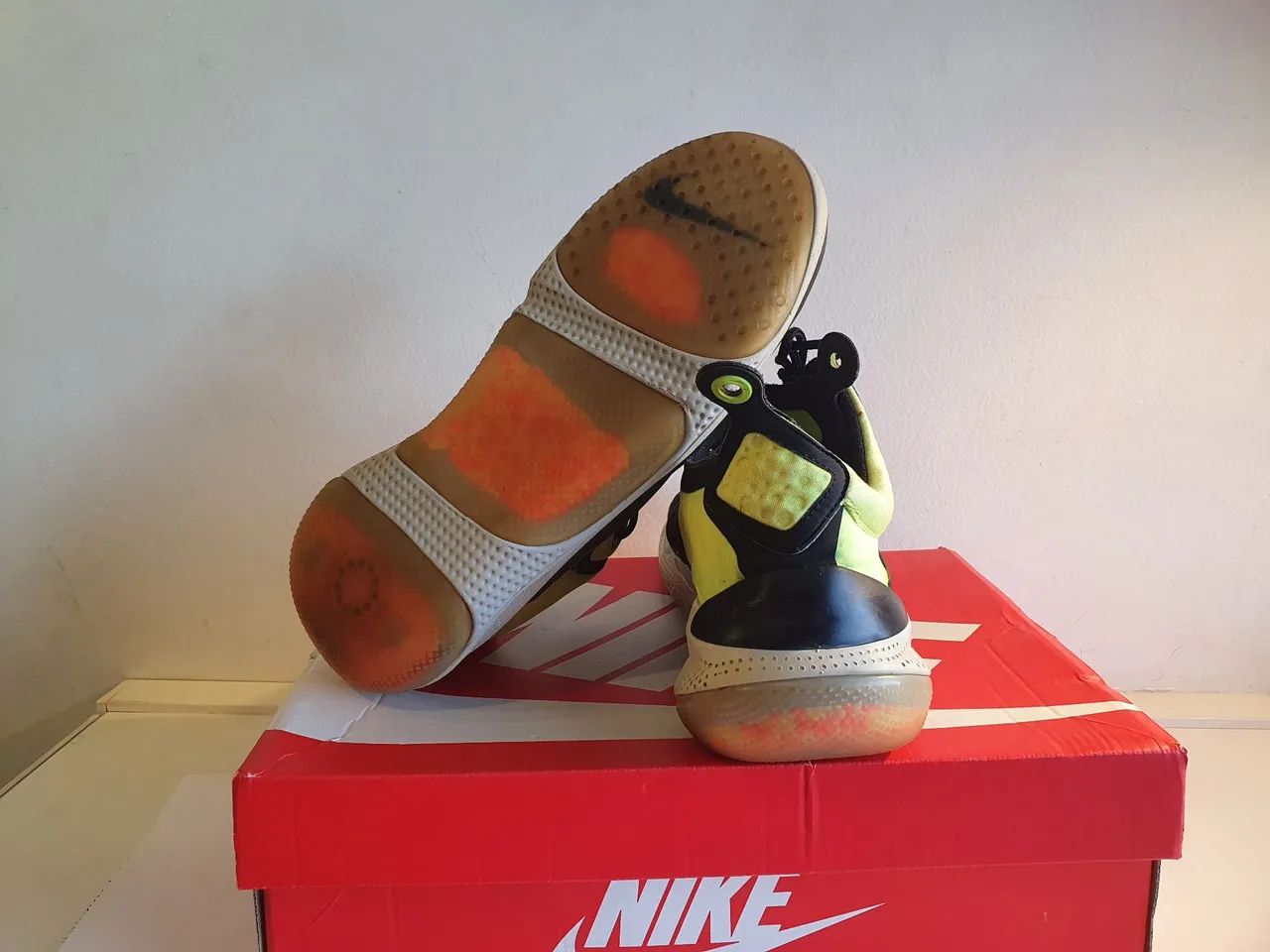 TÊNIS DE CORRIDA NIKE - COM CAIXA - Foto 2