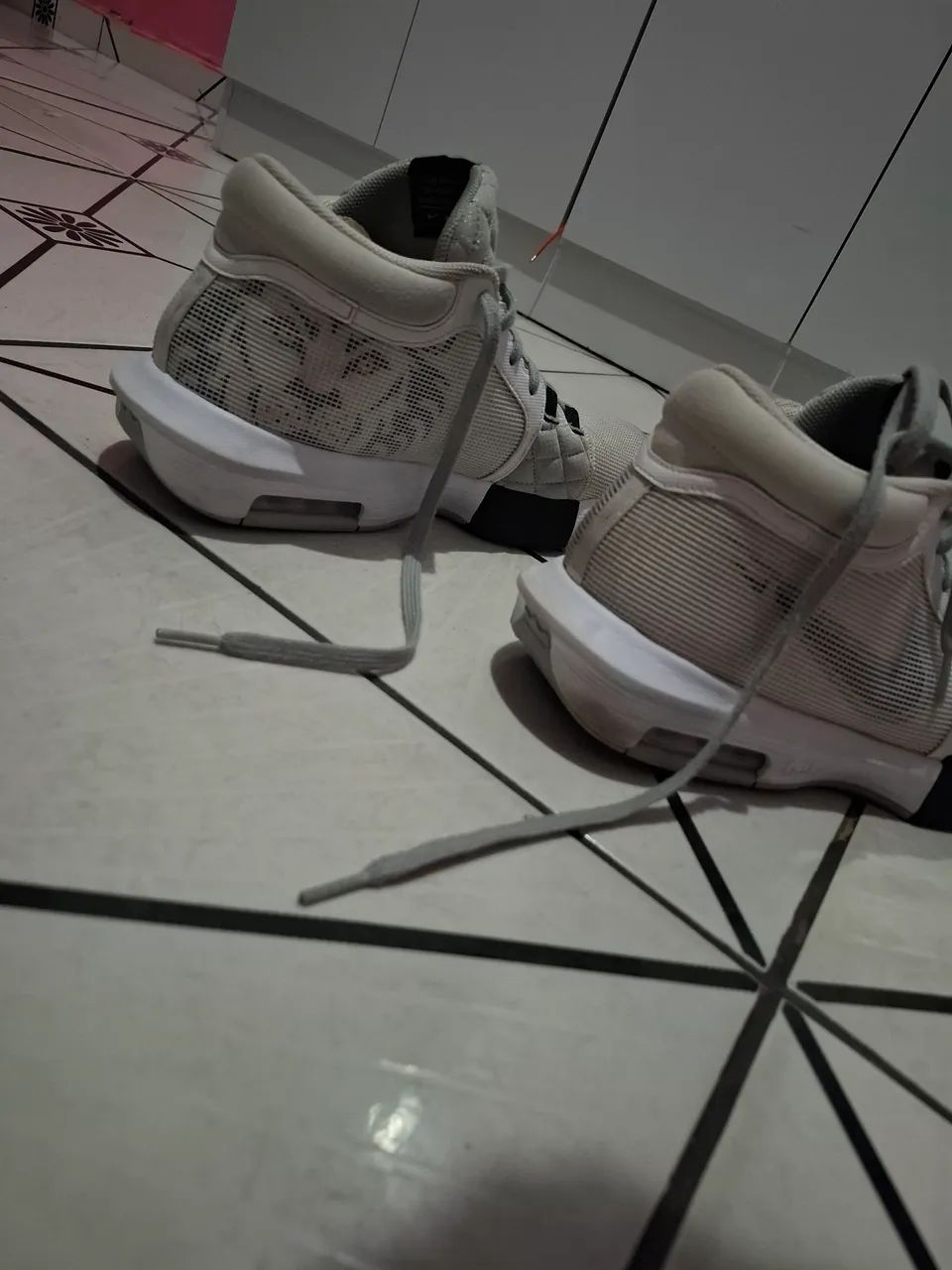 tênis de basquete Nike lebron witness 8 - Foto 3