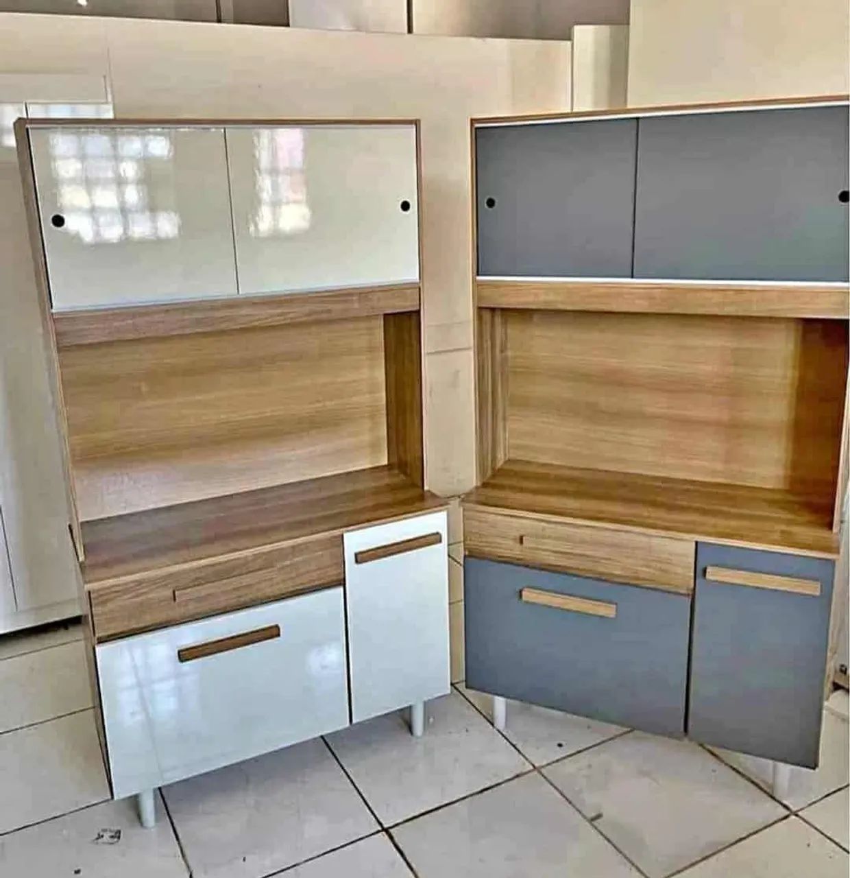 ARMÁRIO DE COZINHA 